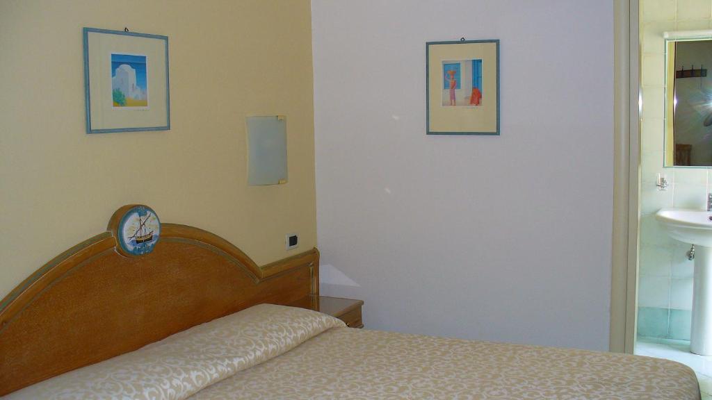 Hotel La Marticana Ischia Room photo